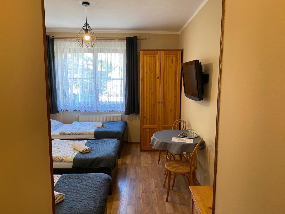 Penzion Pri Kastieli Bratislava Luaran gambar